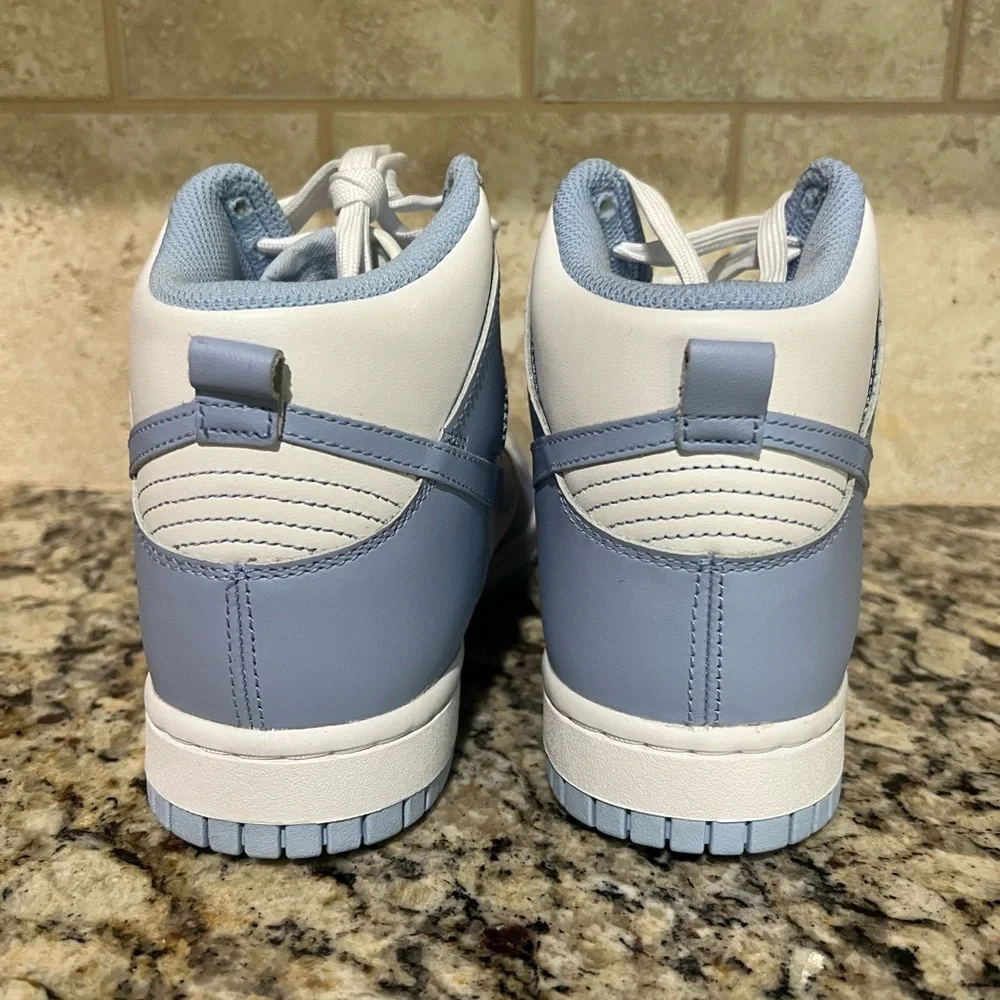 Women’s Nike Dunks new without box - Picture 4 of 4